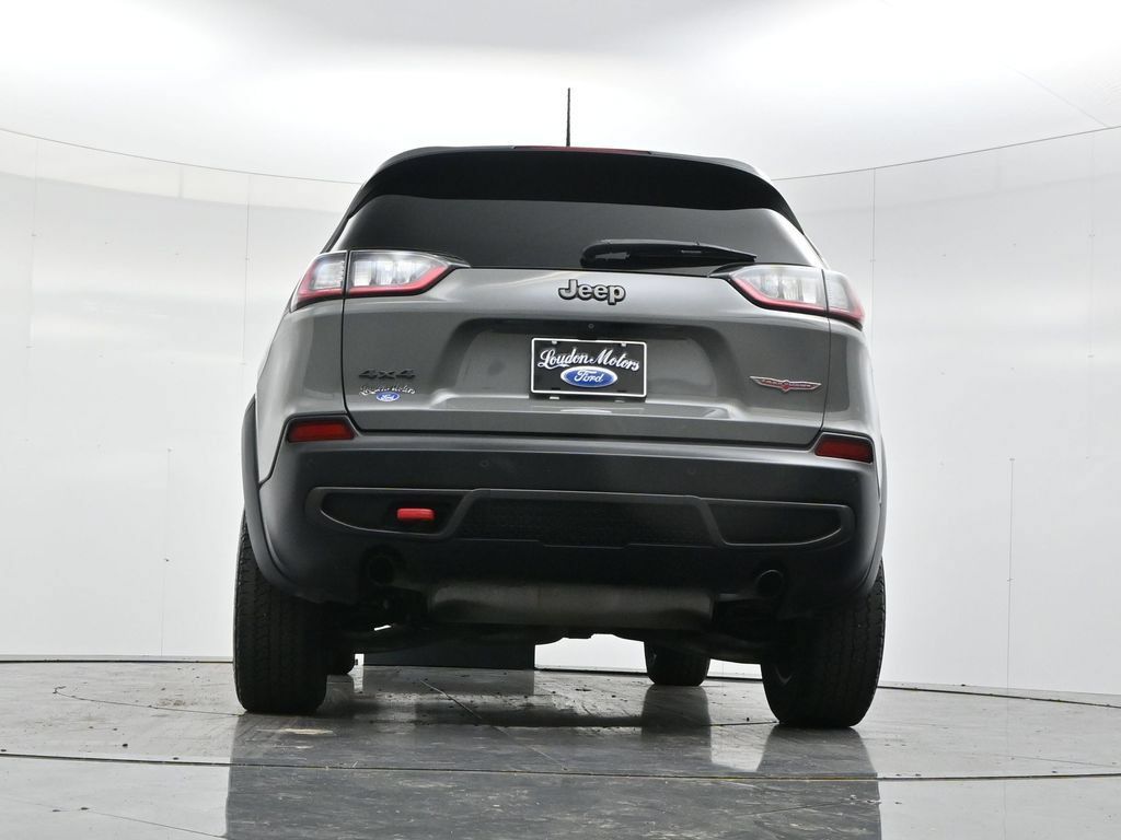 Used 2019 Jeep Cherokee Trailhawk w/ Cold Weather Group AWD/4WD image 47