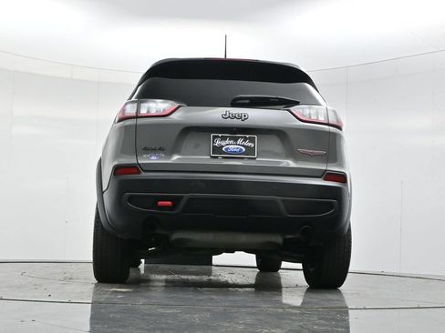 Used 2019 Jeep Cherokee Trailhawk w/ Cold Weather Group AWD/4WD image 47