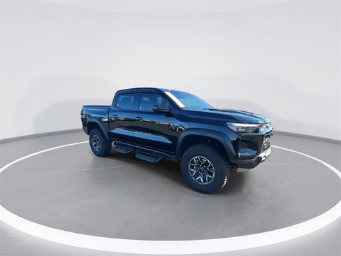 Certified 2024 Chevrolet Colorado ZR2 image 2