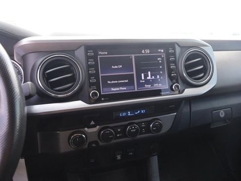Used 2021 Toyota Tacoma SR5 AWD/4WD image 14