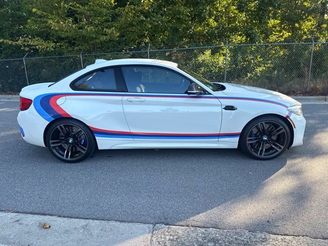 Used 2018 BMW M2 RWD image 4