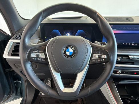 Used 2024 BMW X5 xDrive40i w/ Premium Package AWD/4WD image 11