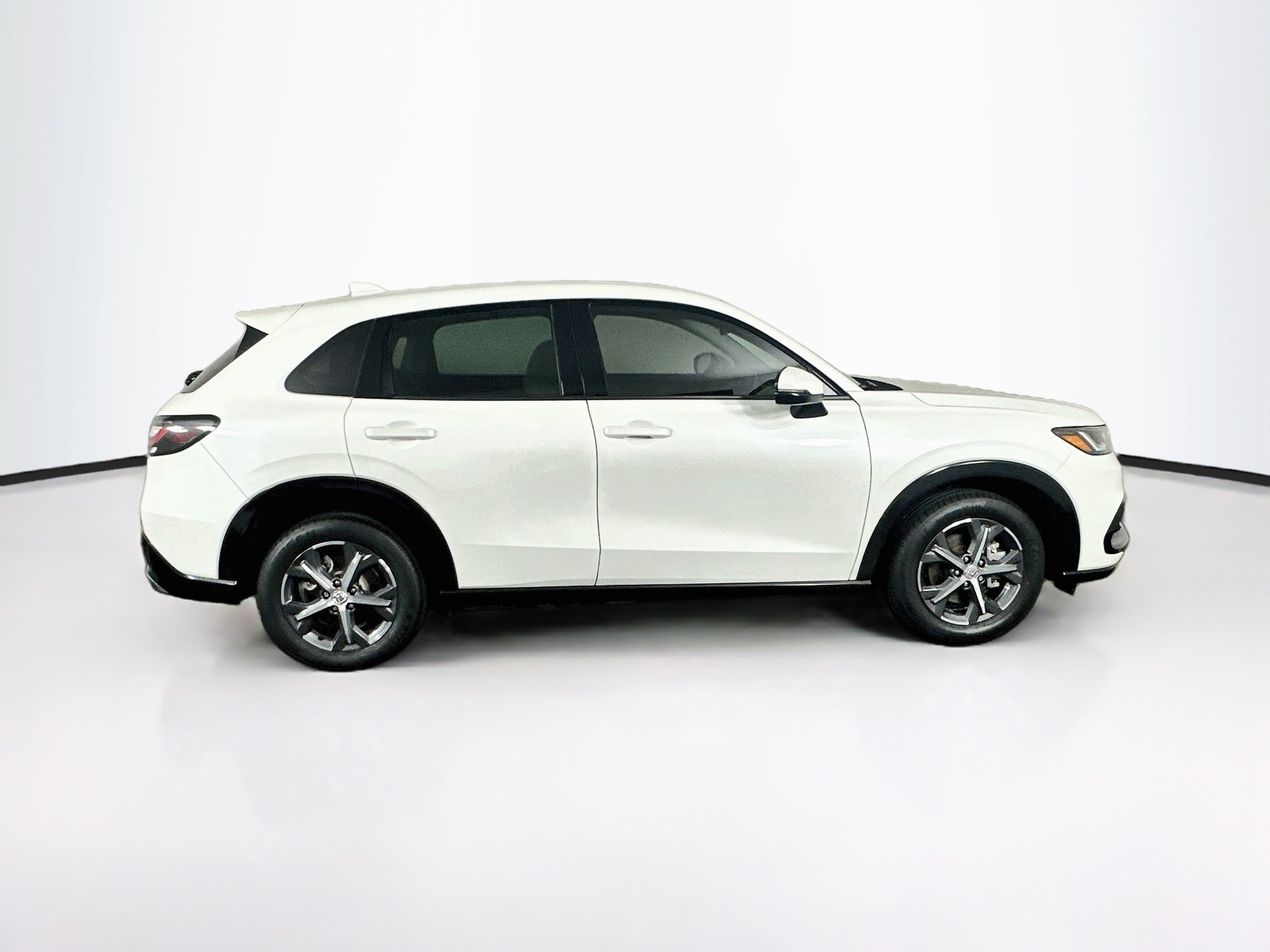 Used 2024 Honda HR-V EX-L image 10