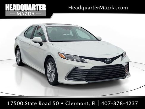 Used 2024 Toyota Camry LE w/ Convenience Package FWD image 1