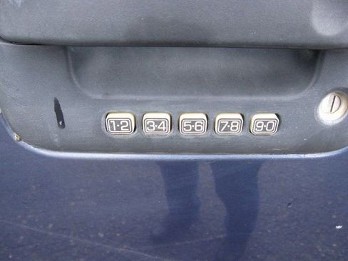 Used 2006 Ford F150 Lariat image 32