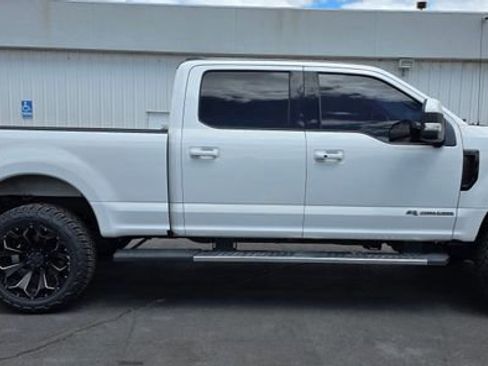 Used 2020 Ford F250 Lariat w/ Lariat Ultimate Package AWD/4WD image 6