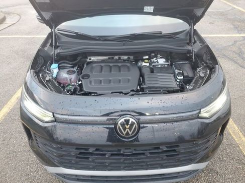 New 2025 Volkswagen Tiguan S AWD/4WD image 26