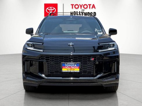 New 2026 Toyota RAV4 AWD Plug-in Hybrid image 8