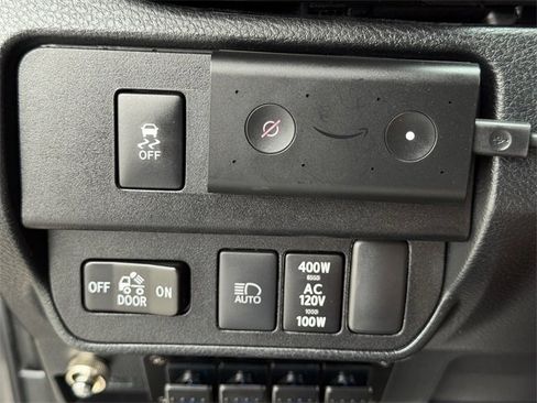 Used 2020 Toyota Tacoma TRD Sport w/ Technology Package image 23