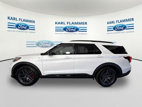 New 2026 Ford Explorer ST-Line RWD image 5