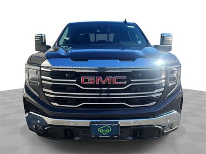 Used 2023 GMC Sierra 1500 SLT w/ SLT Convenience Package