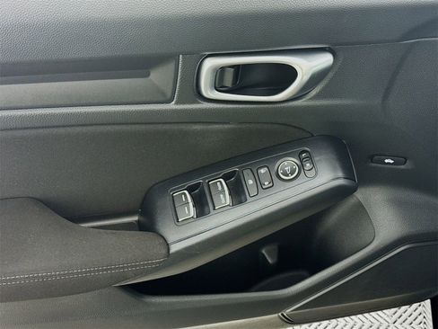 Used 2022 Honda Civic Sport image 17