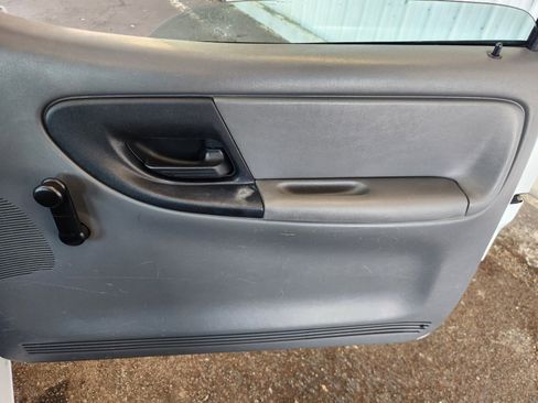 Used 2005 Ford Ranger XL image 10