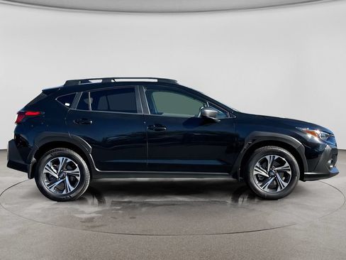 Used 2024 Subaru Crosstrek 2.0i Premium AWD/4WD image 6