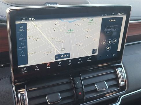 Used 2024 Lincoln Navigator Premiere image 35