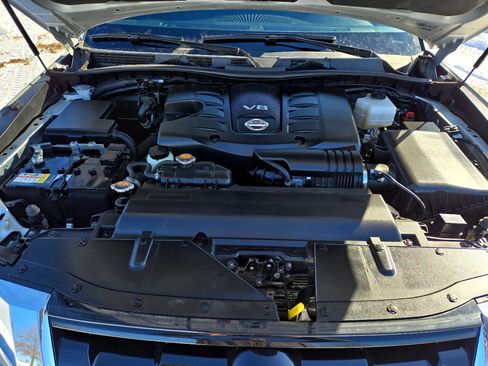 Used 2023 Nissan Armada SL image 8