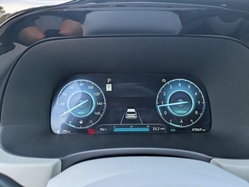 Used 2024 Hyundai Palisade Limited FWD image 32