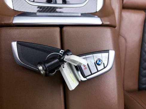 Used 2021 BMW X5 M w/ Competition Package AWD/4WD image 36