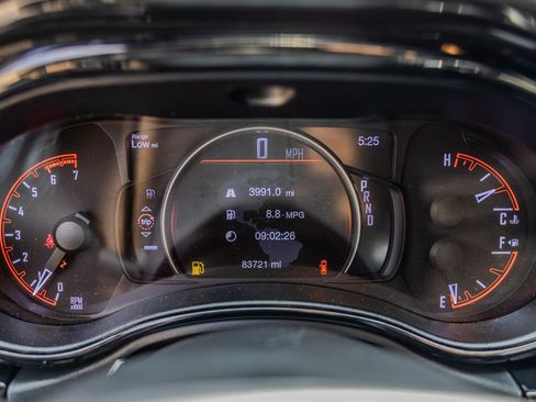 Used 2021 Dodge Durango R/T w/ Blacktop Package RWD image 17
