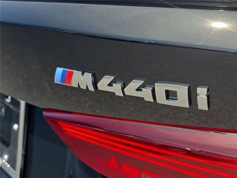 Used 2026 BMW M440i Coupe RWD image 4