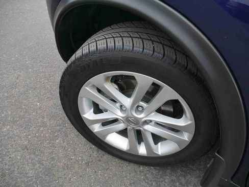 Used 2015 Nissan Juke SL image 10