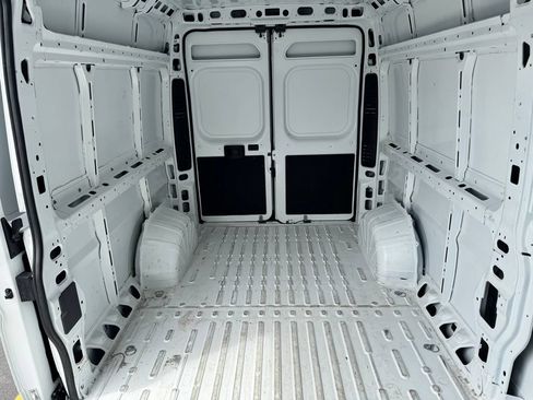 Used 2025 RAM ProMaster 3500 w/ Convenience Group FWD image 15