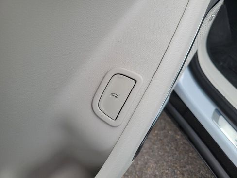 New 2026 GMC Acadia Denali w/ Super Cruise Package image 28