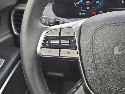 Used 2024 Kia Telluride SX w/ Towing Package image 49