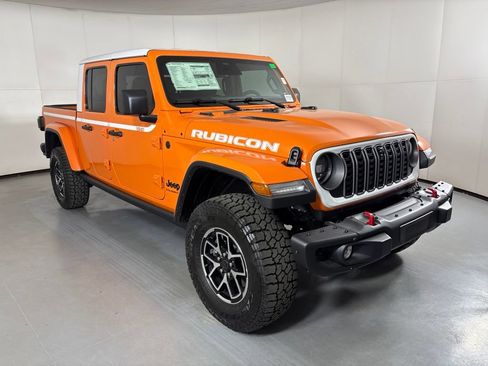 New 2026 Jeep Gladiator Rubicon AWD/4WD image 2