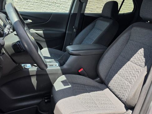 Used 2024 Chevrolet Equinox LT AWD/4WD image 15