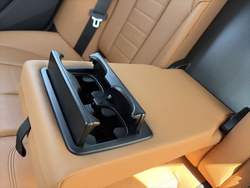 Used 2020 BMW 330i xDrive Sedan w/ Convenience Package image 23