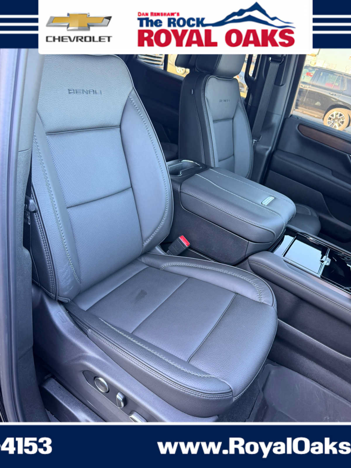 Used 2026 GMC Yukon Denali w/ Denali Reserve Package AWD/4WD image 30