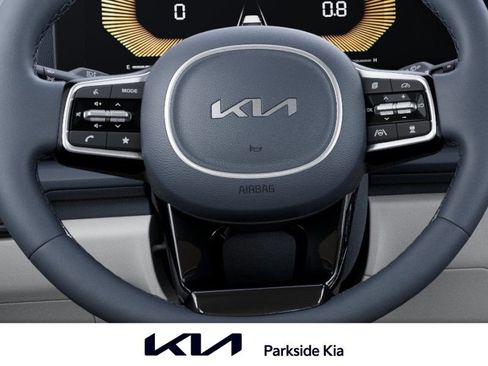 New 2026 Kia Carnival EX FWD image 22