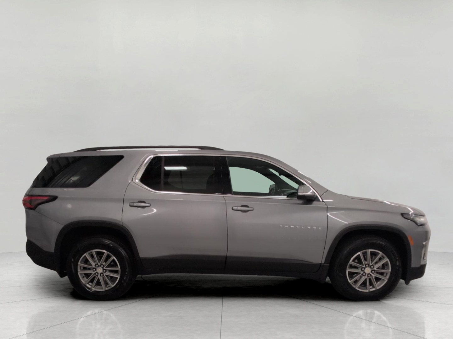 Certified 2023 Chevrolet Traverse LT w/ LPO, Floor Liner Package AWD/4WD image 11