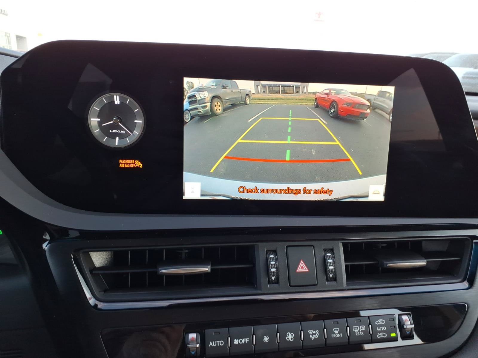 Used 2024 Lexus ES 350 w/ Premium Package FWD image 15