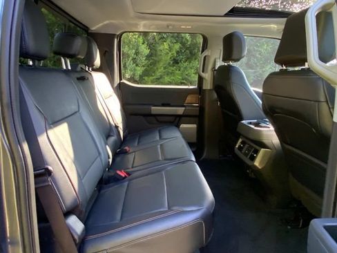 Used 2024 Ford F250 Lariat w/ Lariat Ultimate Package AWD/4WD image 35