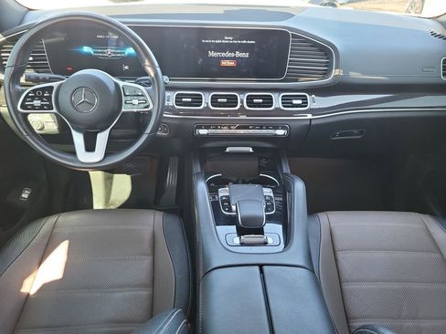 Used 2020 Mercedes-Benz GLS 450 4MATIC image 10