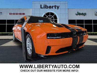 New 2025 Dodge Charger R/T w/ Sun & Sound Package