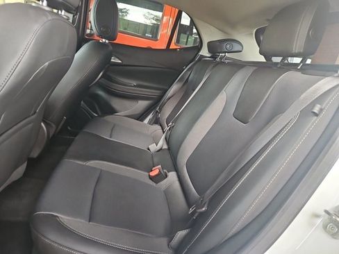 Used 2022 Buick Encore GX Preferred w/ Cold Weather Comfort Package image 5