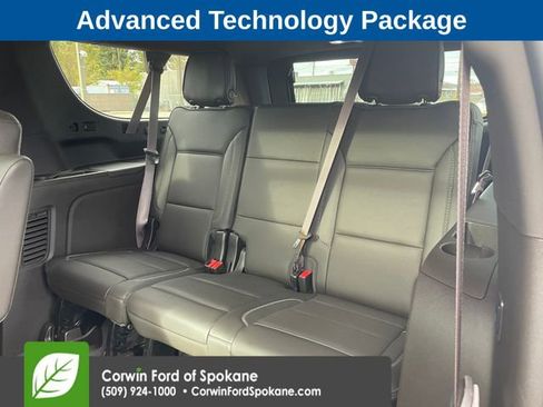 Used 2024 GMC Yukon XL Denali image 16