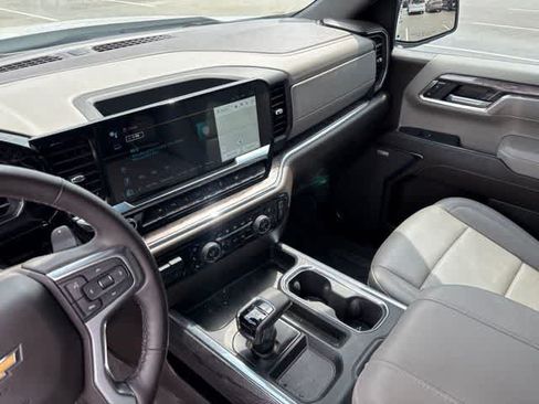 Used 2024 Chevrolet Silverado 1500 LTZ w/ LTZ Convenience Package II RWD image 19