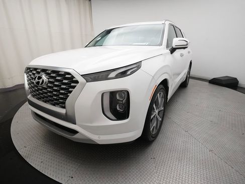 Used 2021 Hyundai Palisade Limited w/ Cargo Package AWD/4WD image 12