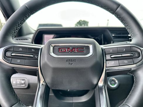 New 2026 GMC Terrain Elevation w/ Technology Package II image 33