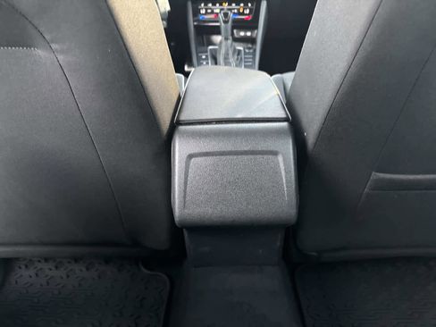 Certified 2025 Volkswagen Jetta Sport image 15