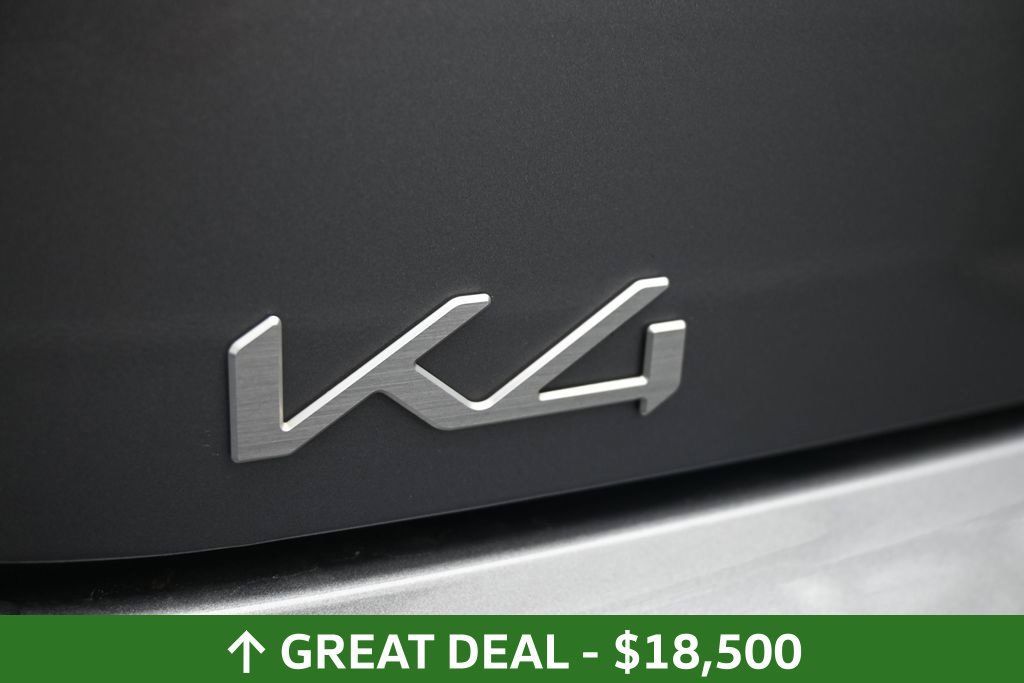 Used 2025 Kia K4 FWD image 17