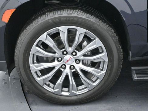 Used 2022 GMC Yukon Denali image 44