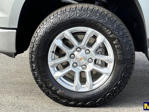 Certified 2025 Chevrolet Silverado 1500 LT image 33