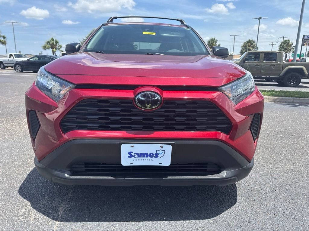 Used 2020 Toyota RAV4 LE FWD image 7