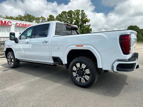 New 2025 GMC Sierra 2500 Denali w/ Denali Reserve Package image 5