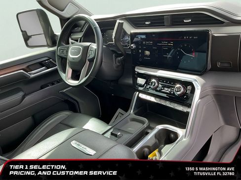 Used 2024 GMC Sierra 2500 Denali w/ Denali Reserve Package AWD/4WD image 14